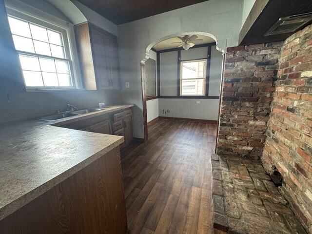 684 Wiltshire Road Columbus, OH 43204 - Photo 5 of 11 5