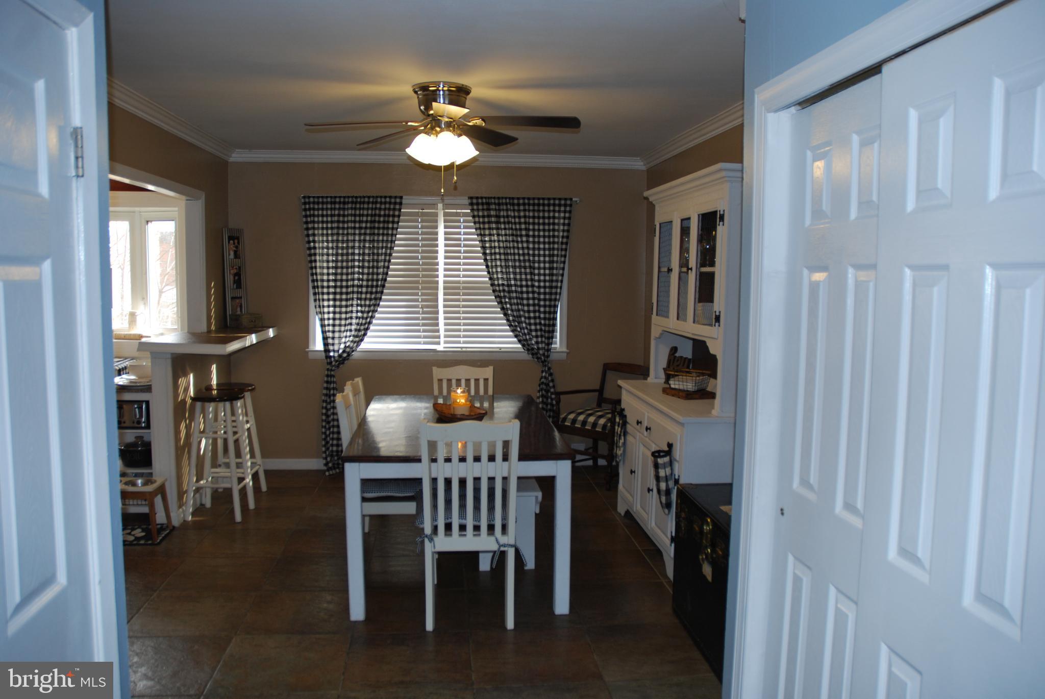 12429 Dunks Ferry Road Philadelphia, PA 19154 - Photo 15 of 47