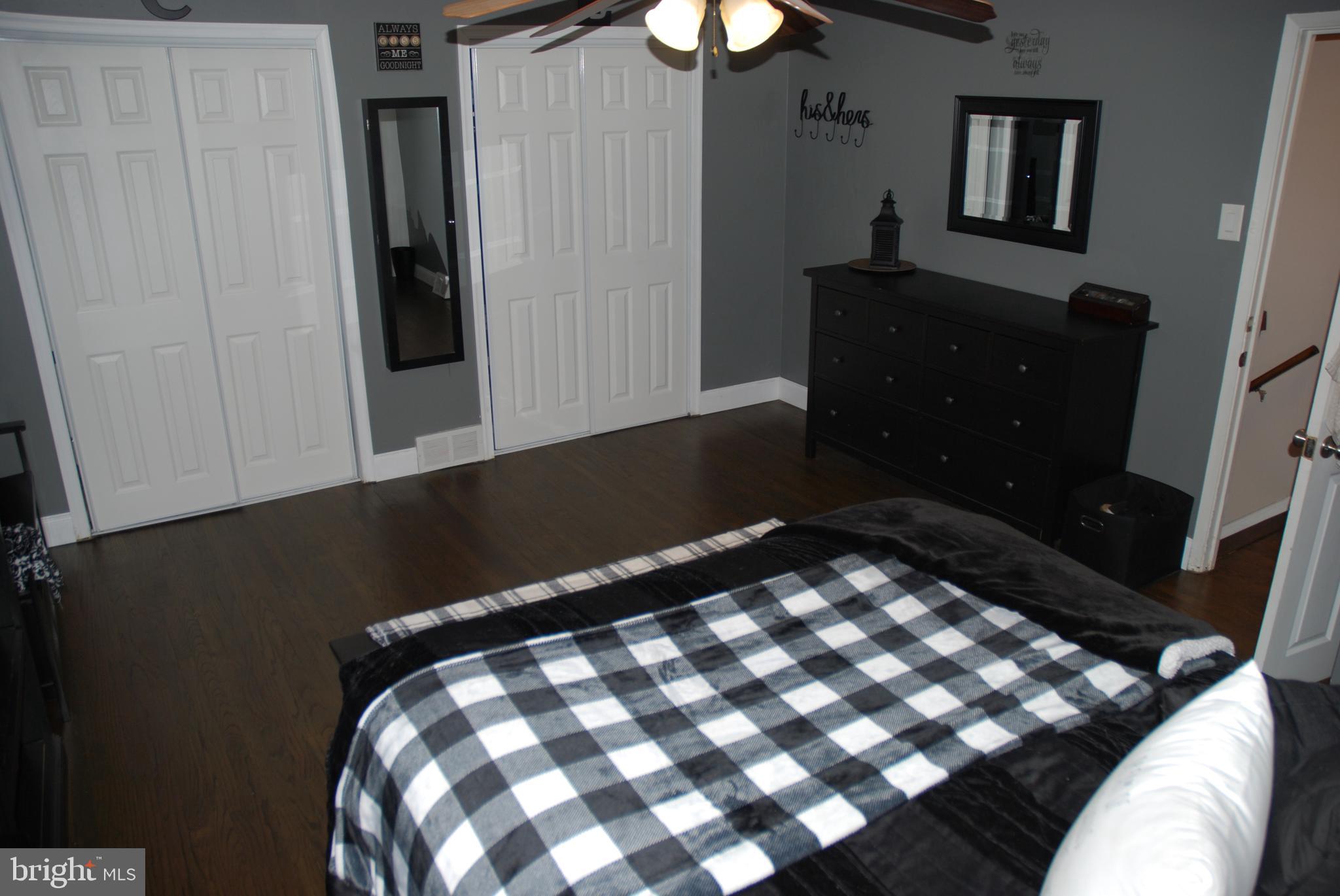 12429 Dunks Ferry Road Philadelphia, PA 19154 - Photo 27 of 47 Main Bedroom
