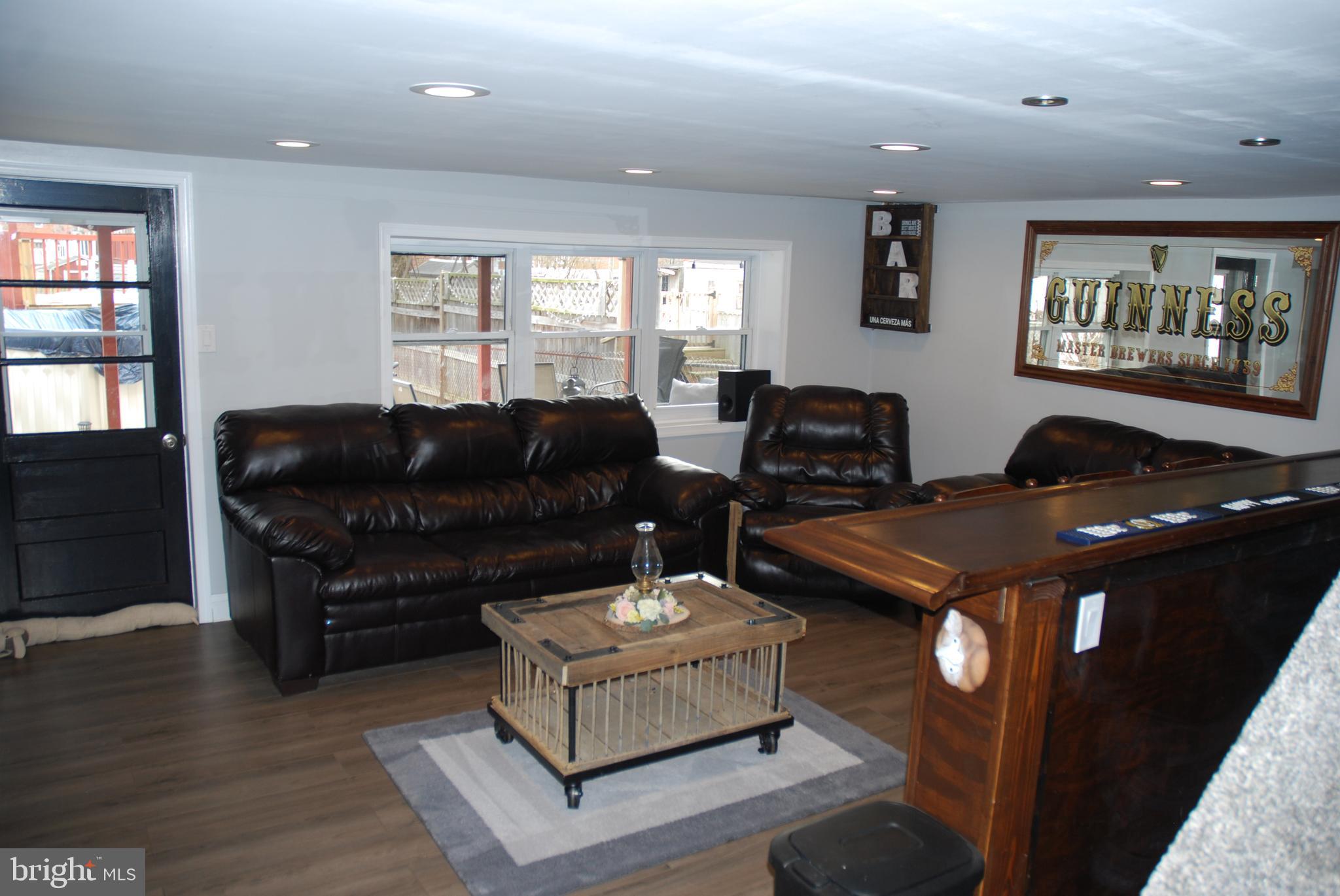 12429 Dunks Ferry Road Philadelphia, PA 19154 - Photo 35 of 47 Lower level family room