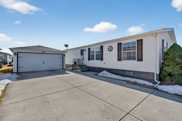 $129,900 | 10851 La Costa Lane, Frankfort, IL 60423