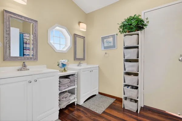 $129,900 | 10851 La Costa Lane, Frankfort, IL 60423