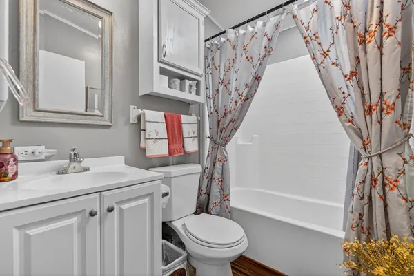 $129,900 | 10851 La Costa Lane, Frankfort, IL 60423