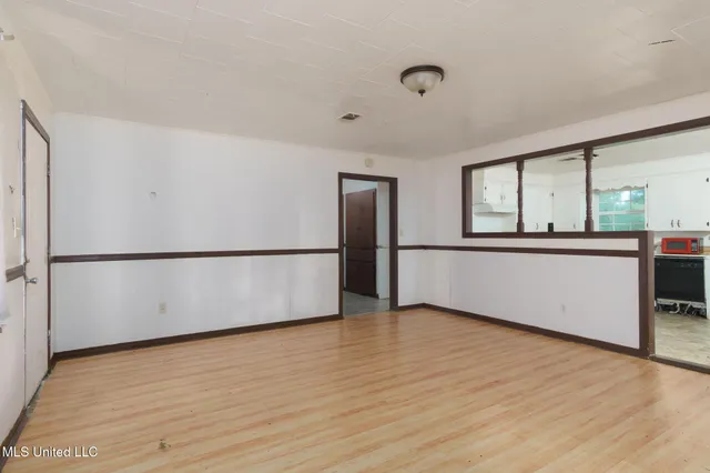 $135,000 | 907 West Hinton Avenue, Lumberton, MS 39455