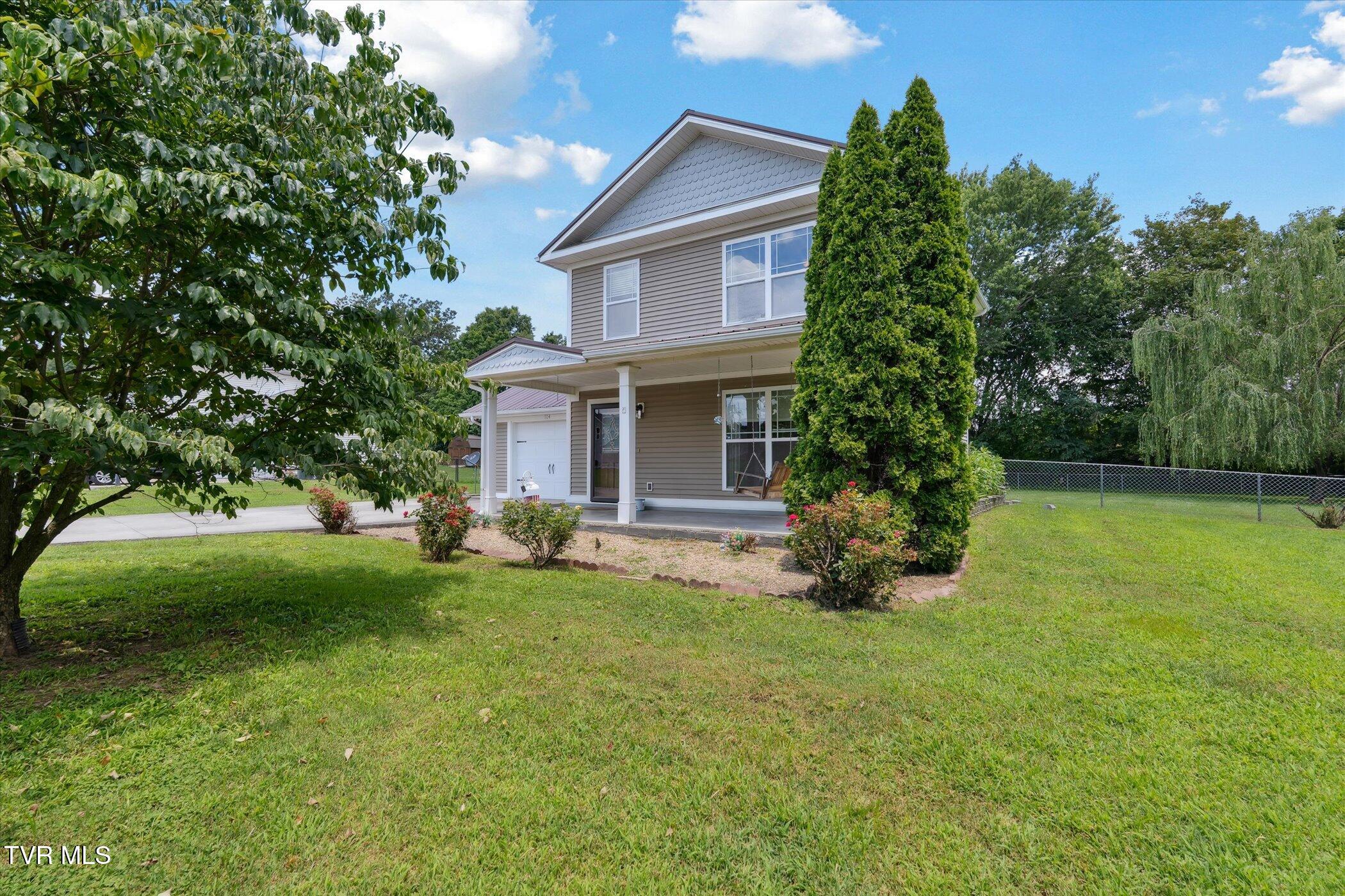 104 Ricker Avenue Greeneville, TN 37743 - Photo 7 of 55 07-104-Ricker-Ave-Greeneville-TN-37743-W