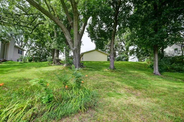 $380,000 | 328 North Rutland Avenue, Brooklyn, WI 53521