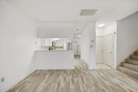 $199,000 | 880 Tully Street, Unit 13, Houston, TX 77079