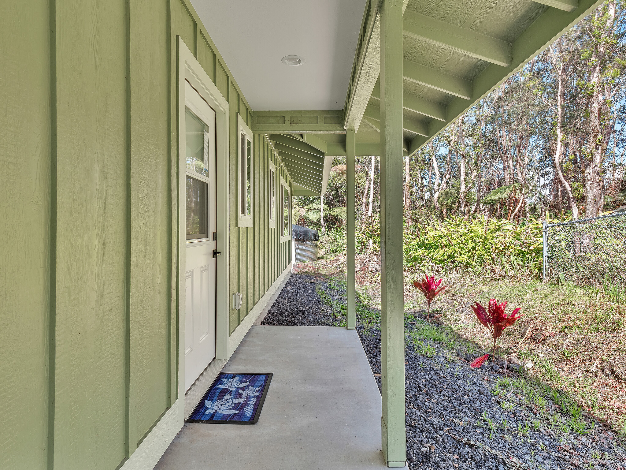 11-3976 Liona Street Volcano, HI 96785 - Photo 3 of 27 a view of entryway