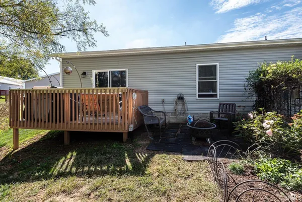 $292,900 | 5776 West Monarch Court, Bloomington, IN 47403