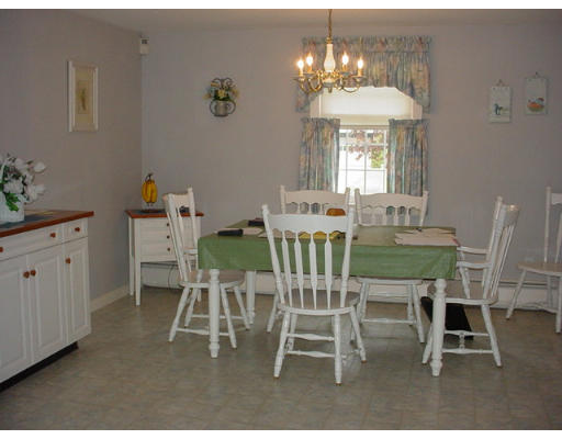 4 Neal Road Danvers, MA 01923 - Photo 3 of 9 Gallery Image 3