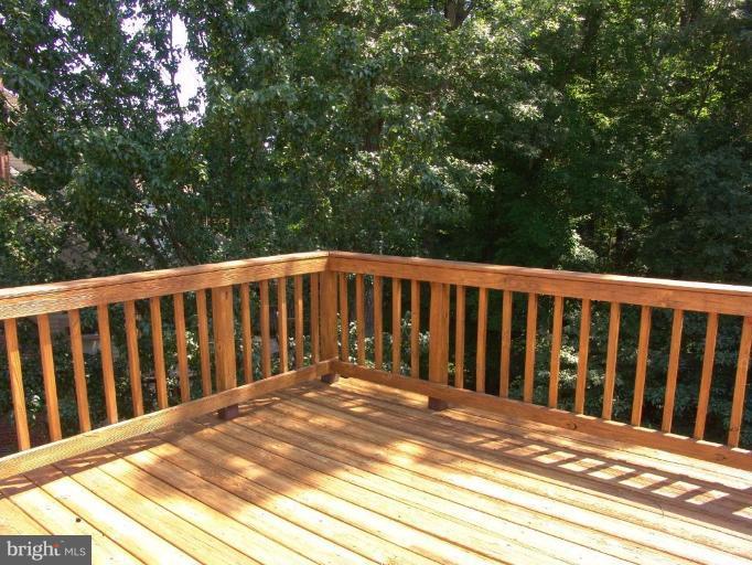 8142 Ridge Creek Way Springfield, VA 22153 - Photo 20 of 28 Deck