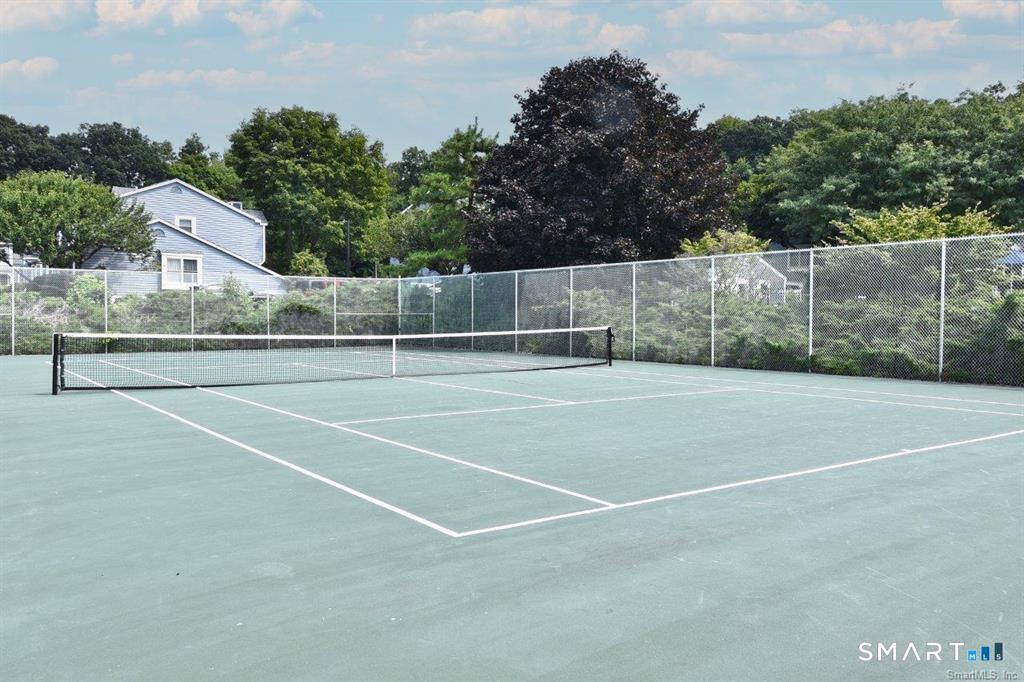 73 Fawn Ridge Lane, Unit 73 Norwalk, CT 06851 - Photo 24 of 27