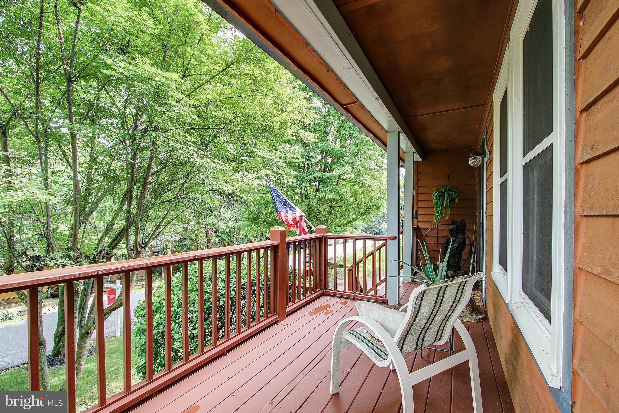 6910 Meadowlake Road New Market, MD 21774 - Photo 4 of 32 Gallery Image 4