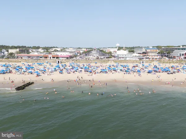 $568,000 | 158 Henlopen Avenue, Unit 8, Rehoboth Beach, DE 19971