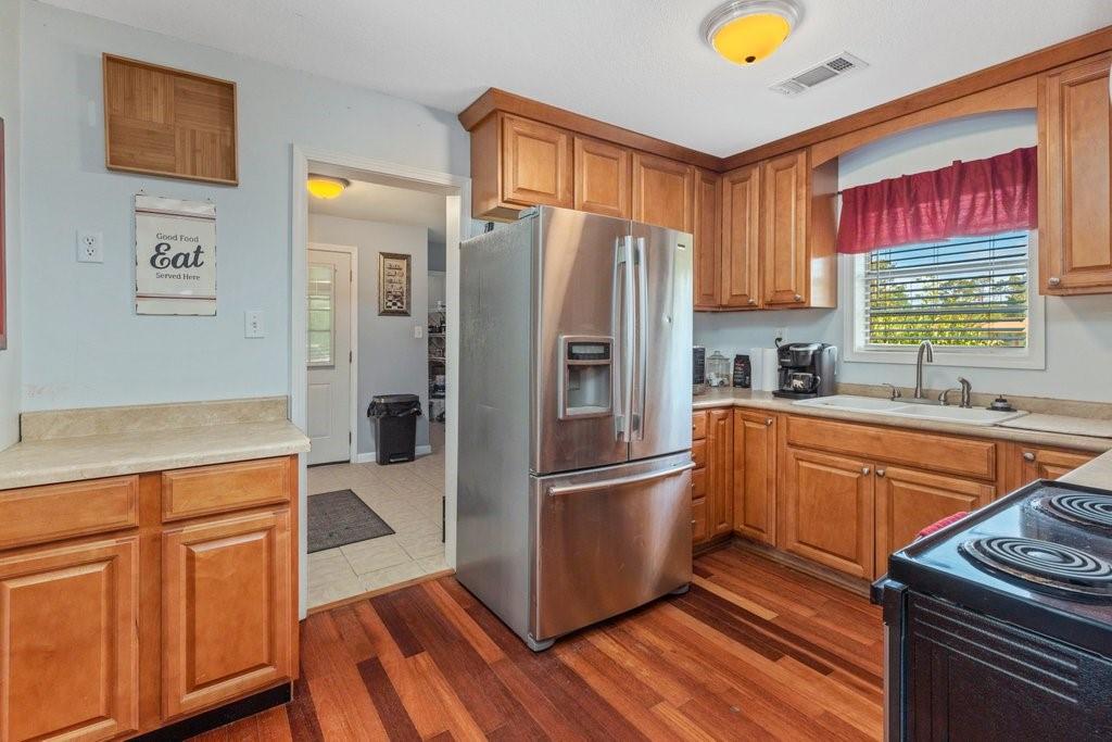 1759 Marlin Road Lake Charles, LA 70611 - Photo 4 of 17 Gallery Image 4