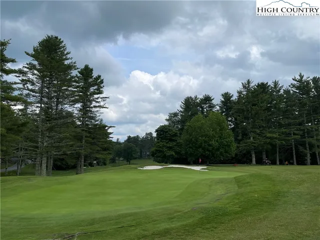 a view of a grassy field