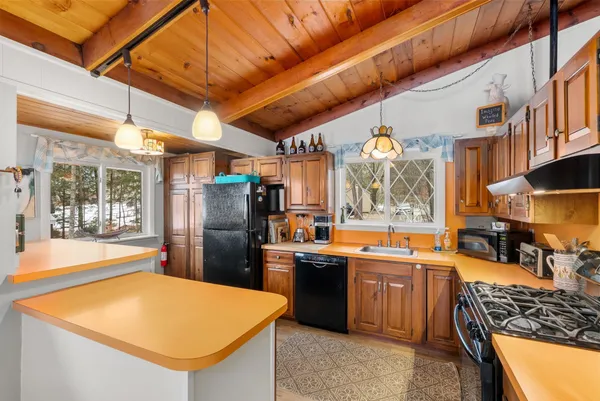 $699,000 | 726 Pequawket Drive, Conway, NH 03818