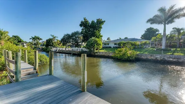 $2,395,000 | 7300 Cove Terrace, Sarasota, FL 34231
