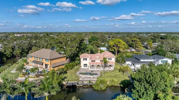 $2,395,000 | 7300 Cove Terrace, Sarasota, FL 34231