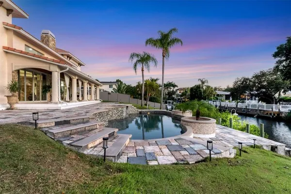 $2,395,000 | 7300 Cove Terrace, Sarasota, FL 34231