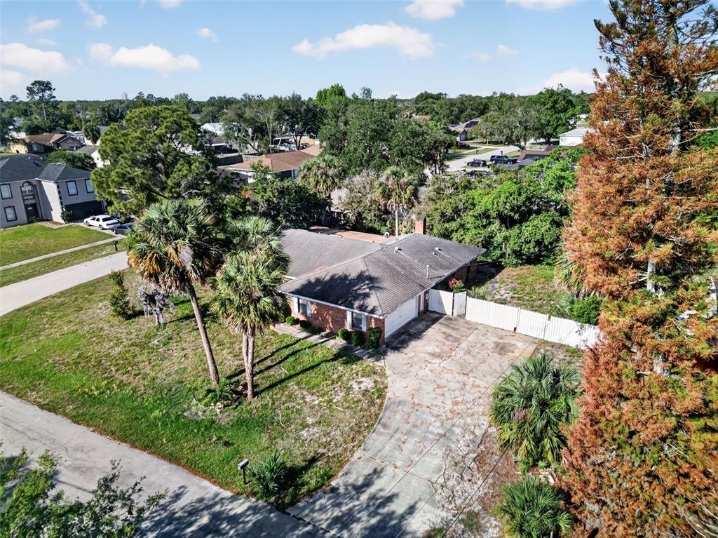 1620 Timbercrest Drive Deltona, FL 32738 - Photo 2 of 28 a view of a city
