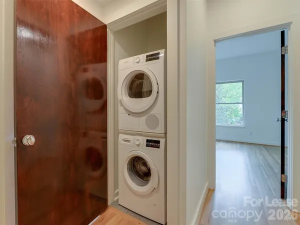 $3,100 | 1174 Park W Drive, Charlotte, NC 28209