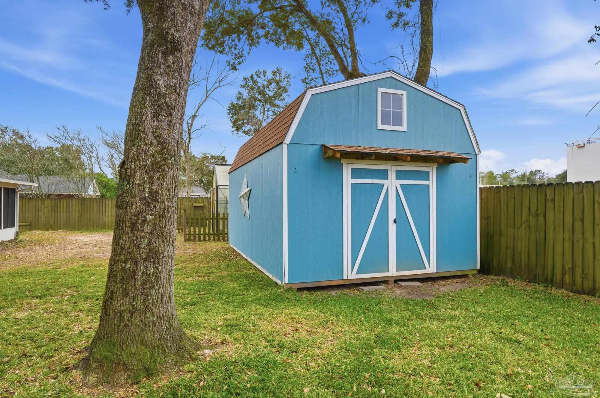 3431 Ashmore Lane Pace, FL 32571 - Photo 33 of 36