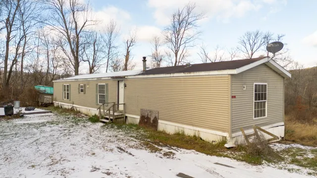 $169,500 | 25 Wilder Lane, Royalton, VT 05032