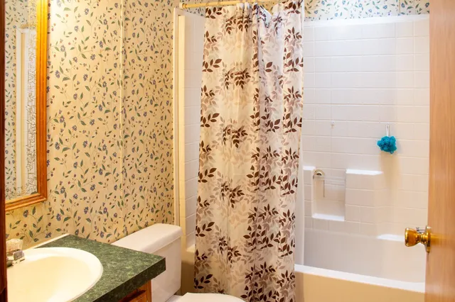 $169,500 | 25 Wilder Lane, Royalton, VT 05032