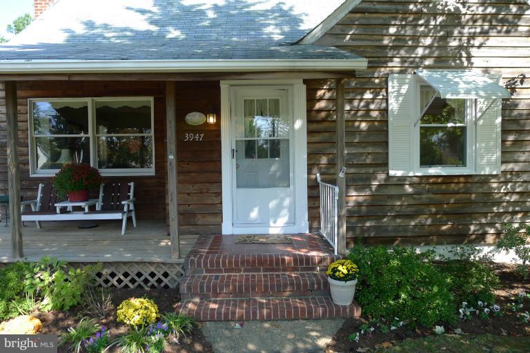 3947 Germantown Road Edgewater, MD 21037 - Photo 20 of 27 Exterior (Front)