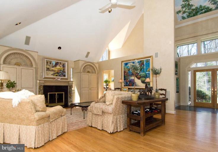 14717 Dover Road Reisterstown, MD 21136 - Photo 22 of 27 Great Room #2