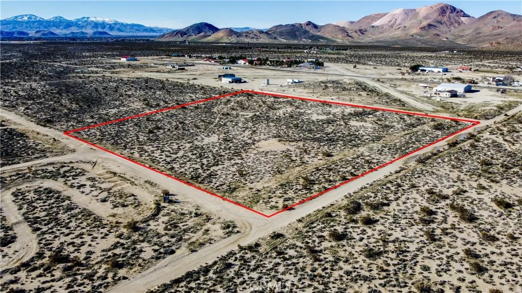0 Fickett Mojave, CA 93501 - Photo 1 of 18 a view of a terrace