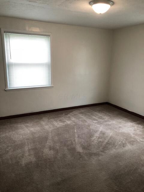 1057 South James Road Columbus, OH 43227 - Photo 3 of 5 bedroom