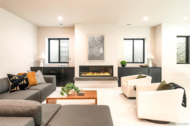 $5,400,000 | 404 Kearney Street, Denver, CO 80220