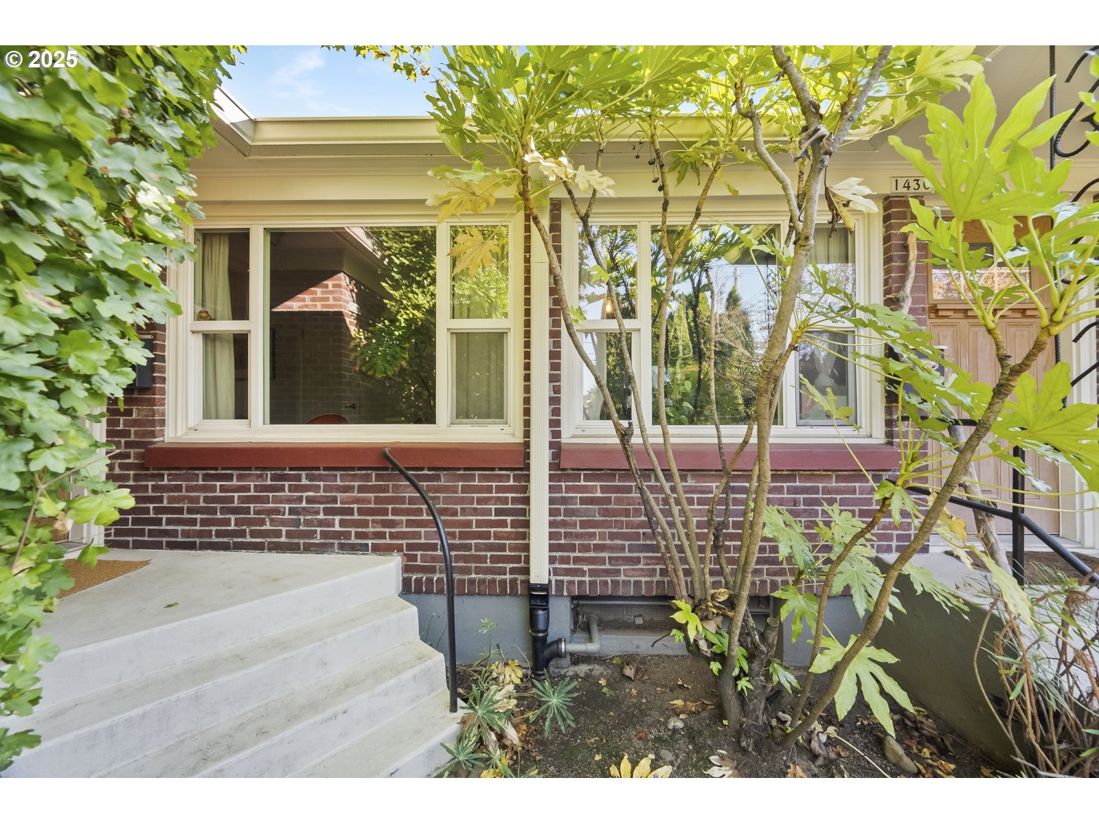 1428 North Bryant Street, Unit 2 Portland, OR 97217 - Photo 1 of 38