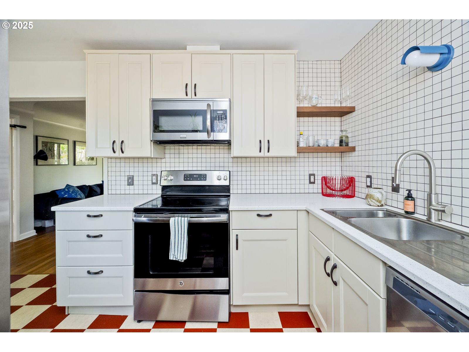 1428 North Bryant Street, Unit 2 Portland, OR 97217 - Photo 21 of 38