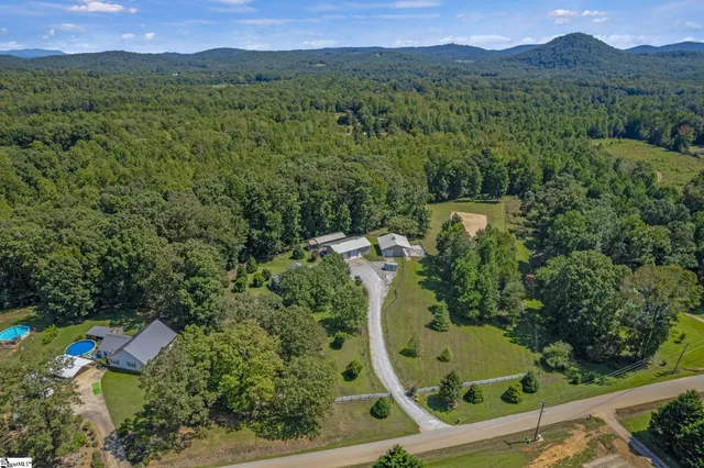 $775,000 | 316 Mountain Estates Road, Pickens, SC 29671