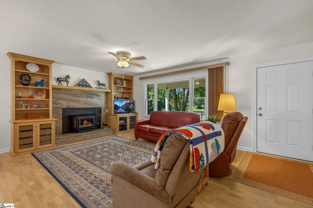 $775,000 | 316 Mountain Estates Road, Pickens, SC 29671