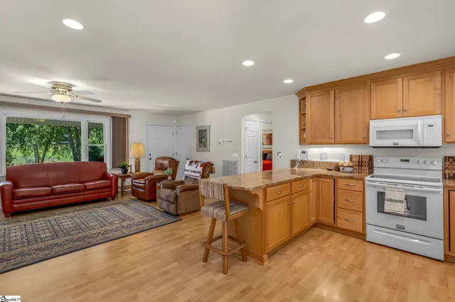 $775,000 | 316 Mountain Estates Road, Pickens, SC 29671