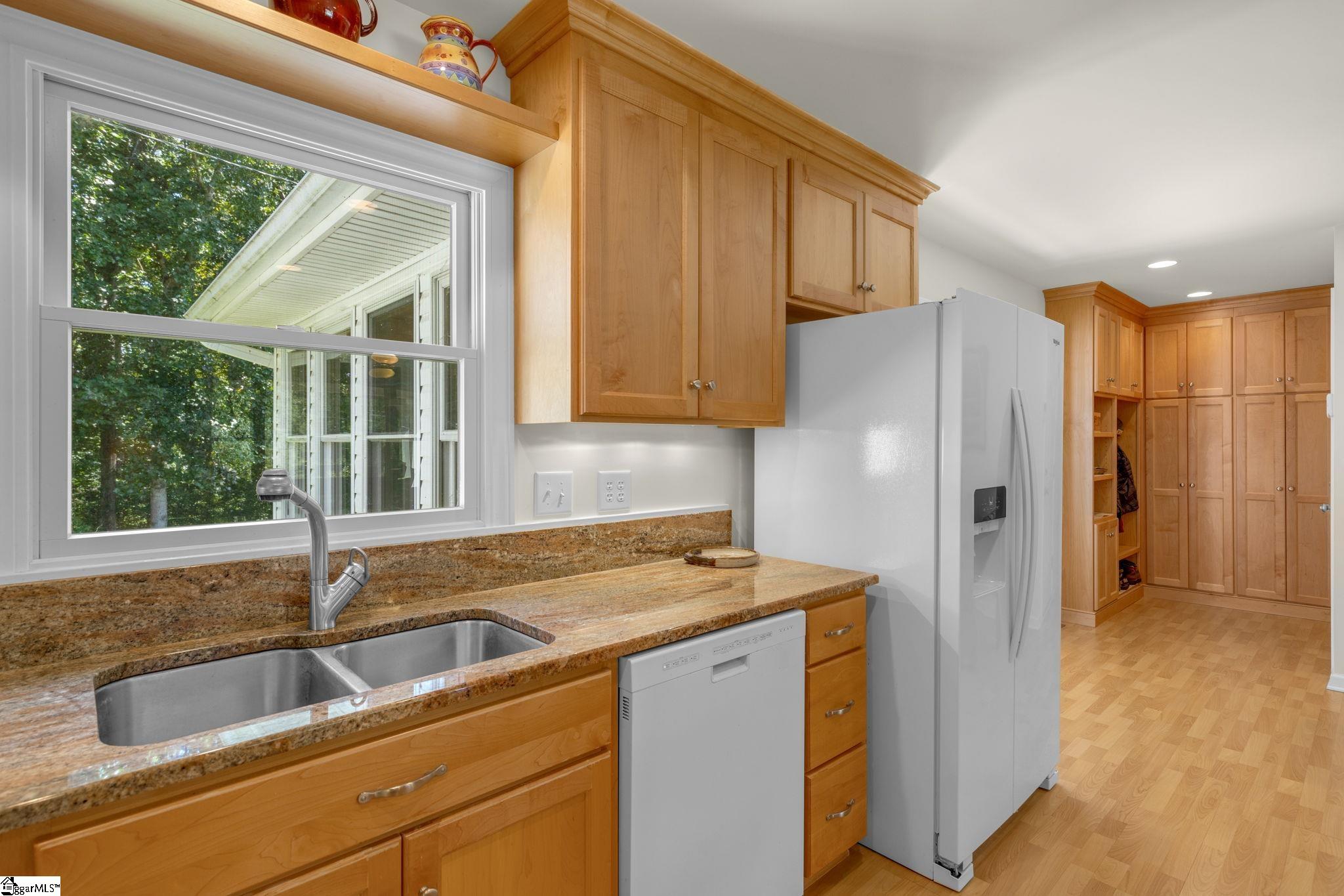 316 Mountain Estates Road Pickens, SC 29671 - Photo 10 of 50