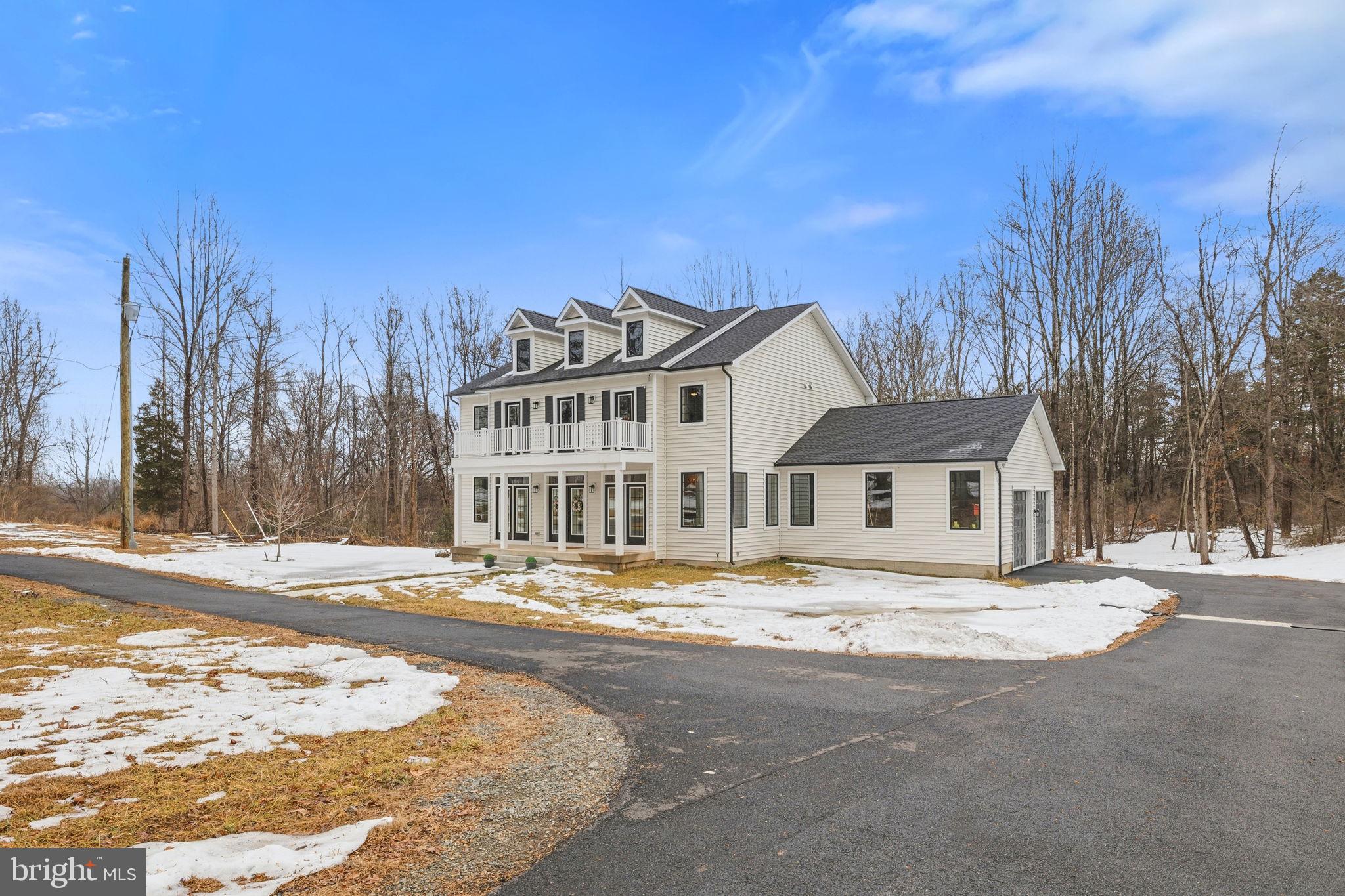 86 Hinsons Ford Road Amissville, VA 20106 - Photo 13 of 88 a front view of a house with a yard