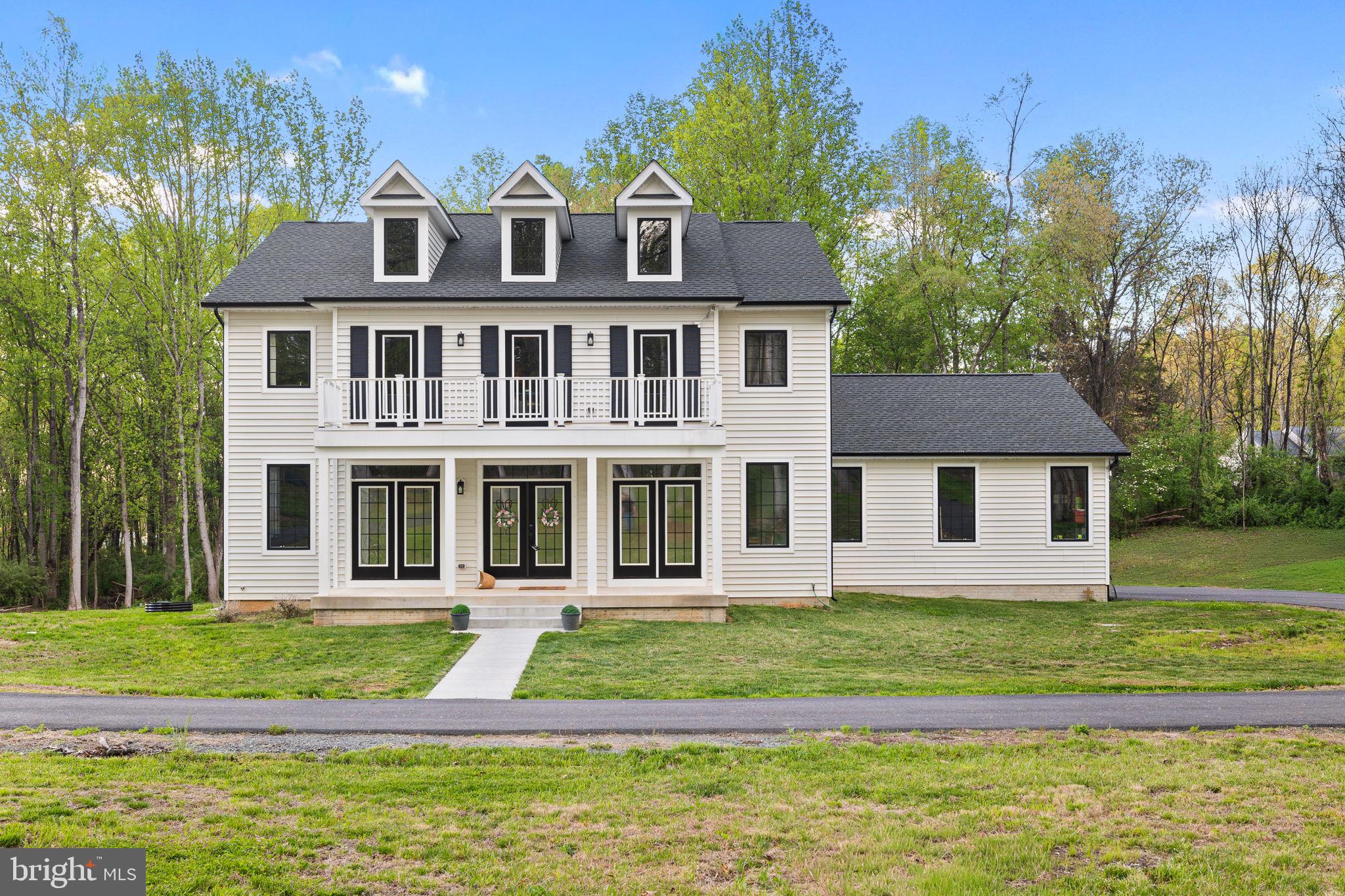 86 Hinsons Ford Road Amissville, VA 20106 - Photo 3 of 88 a front view of a house with a yard