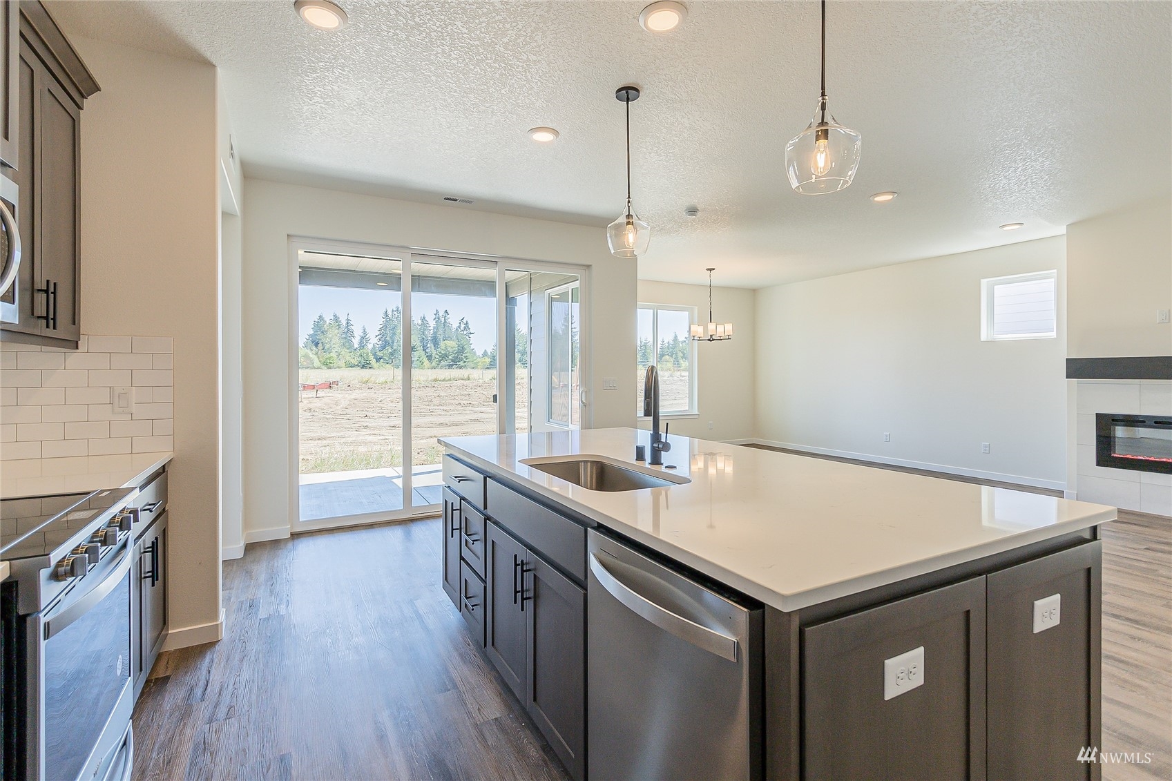 604 Cardinal Avenue Winlock, WA 98596 - Photo 6 of 35 Gallery Image 6