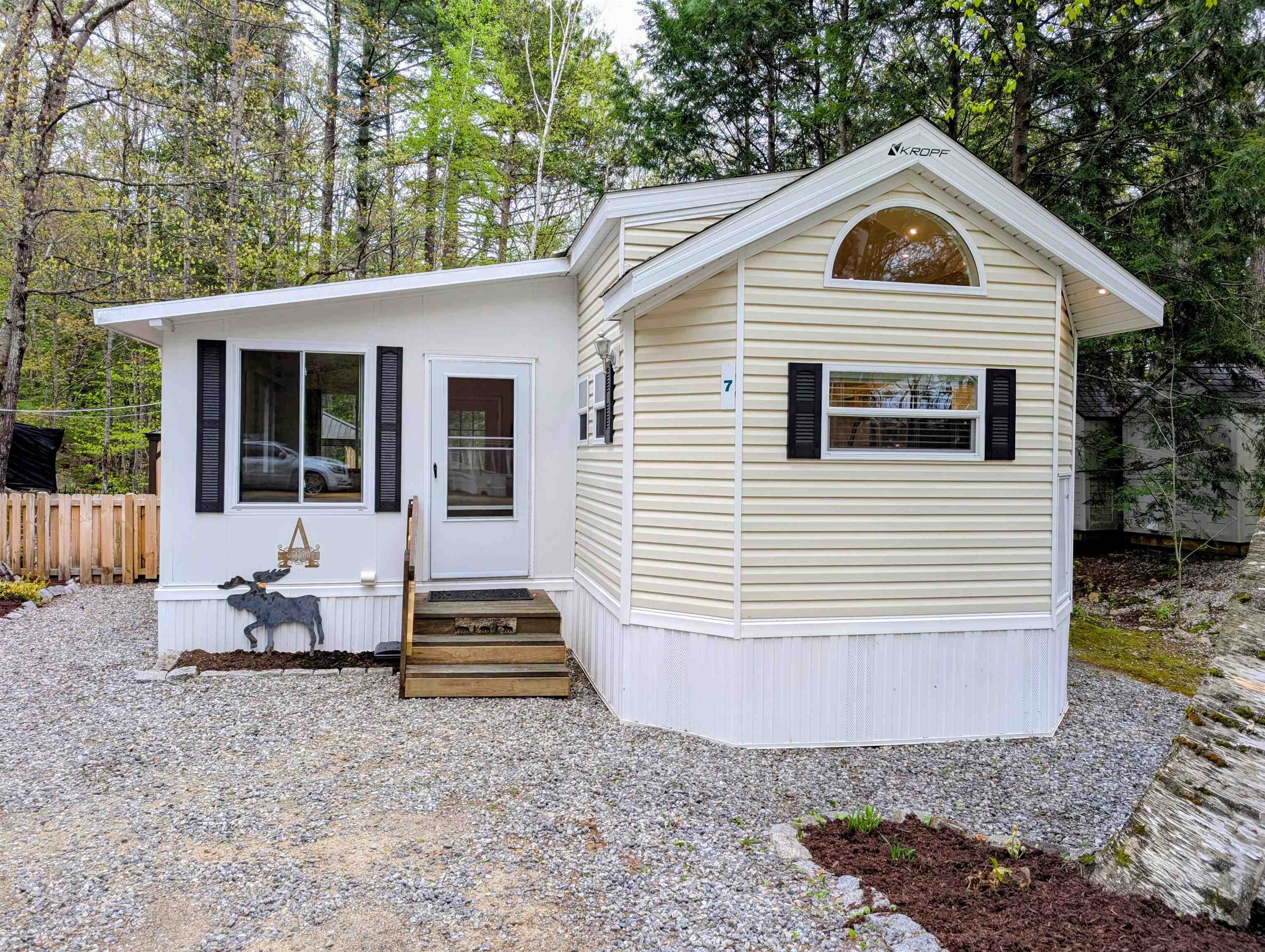 7 Ledges Road, Unit AKA 79) Holderness, NH 03245 - Photo 35 of 59