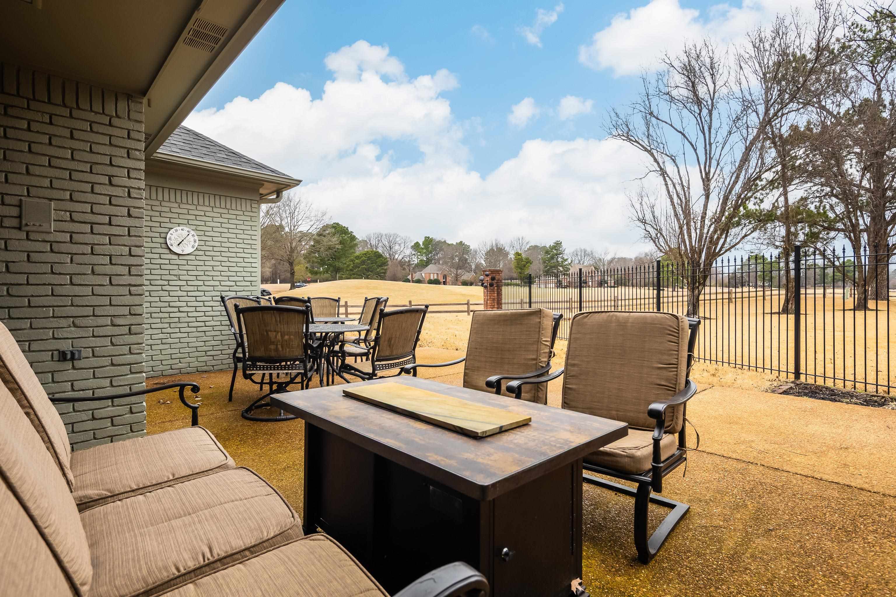 10281 Peyton Path Cove Collierville, TN 38017 - Photo 15 of 40 View of patio with outdoor dining space