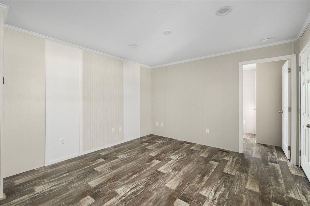 38 Lowell Avenue Pawtucket, RI 02861 - Photo 13 of 27