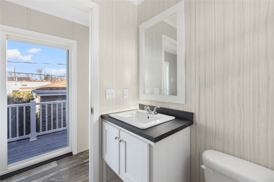 38 Lowell Avenue Pawtucket, RI 02861 - Photo 20 of 27