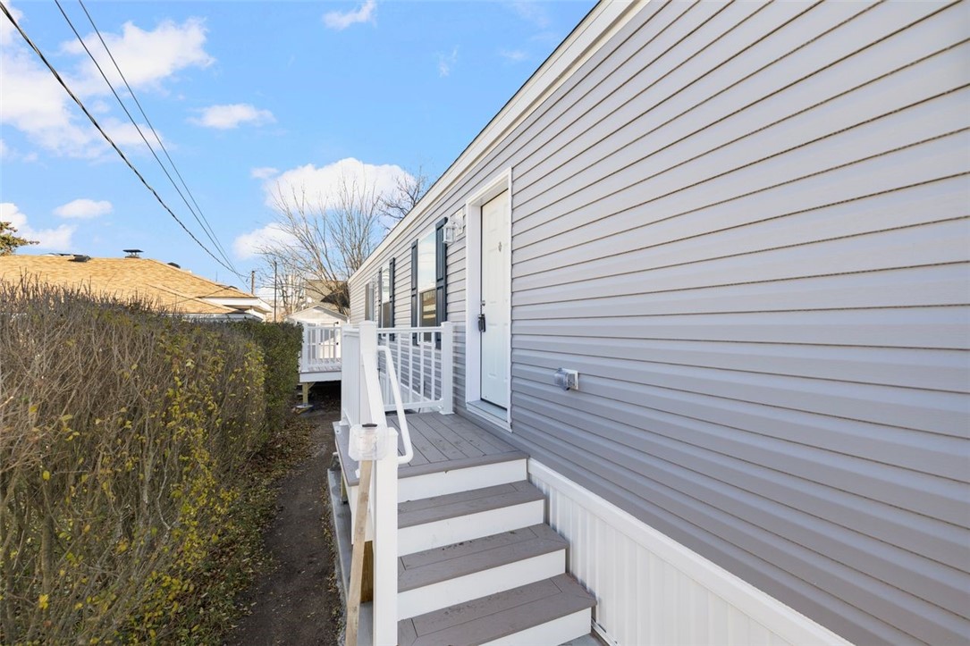 38 Lowell Avenue Pawtucket, RI 02861 - Photo 24 of 27