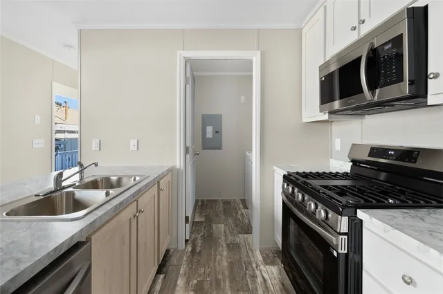 $199,000 | 38 Lowell Avenue, Pawtucket, RI 02861