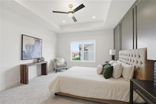 $679,900 | 4331 Northeast Hideaway Drive, Lee's Summit, MO 64064